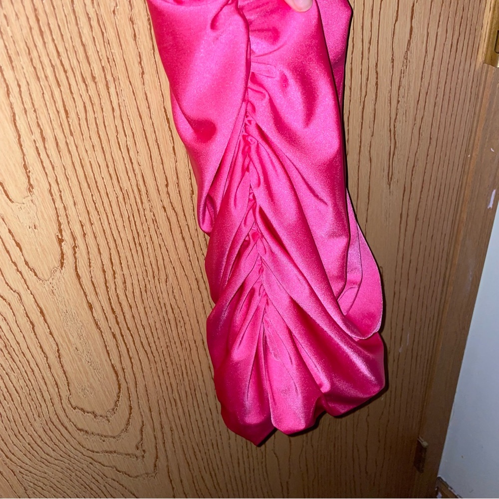 Lucy in the Sky Pink Ruched Bodycon Mini Dress - Picture 7 of 7